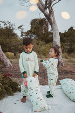 Load image into Gallery viewer, Lovey - London