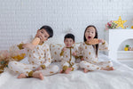 Load image into Gallery viewer, Kids Pyjamas set - Krispy Fried Chicken
