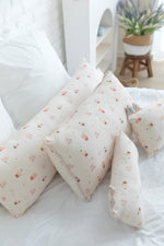 Load image into Gallery viewer, (Casing) Lovey &amp; Pillow - KOI Bedtime series
