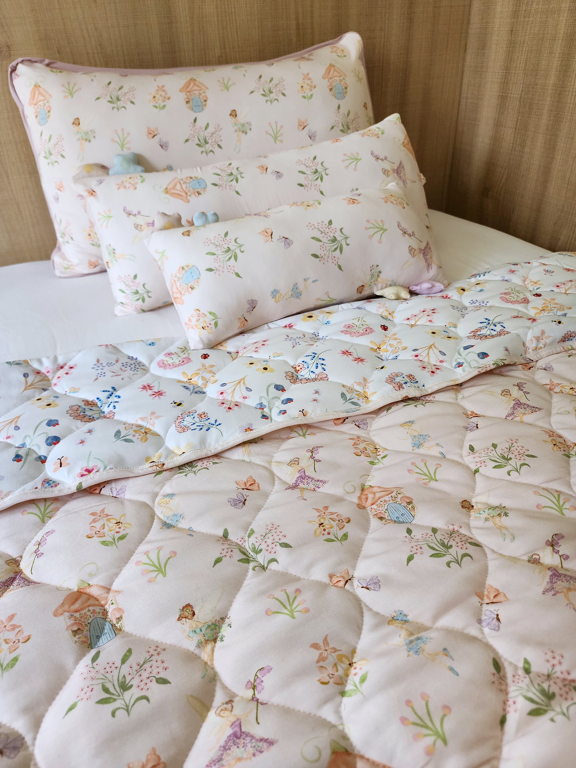 *PRE-ORDER* Bamboo Quilt Blanket - Fairy Bloom