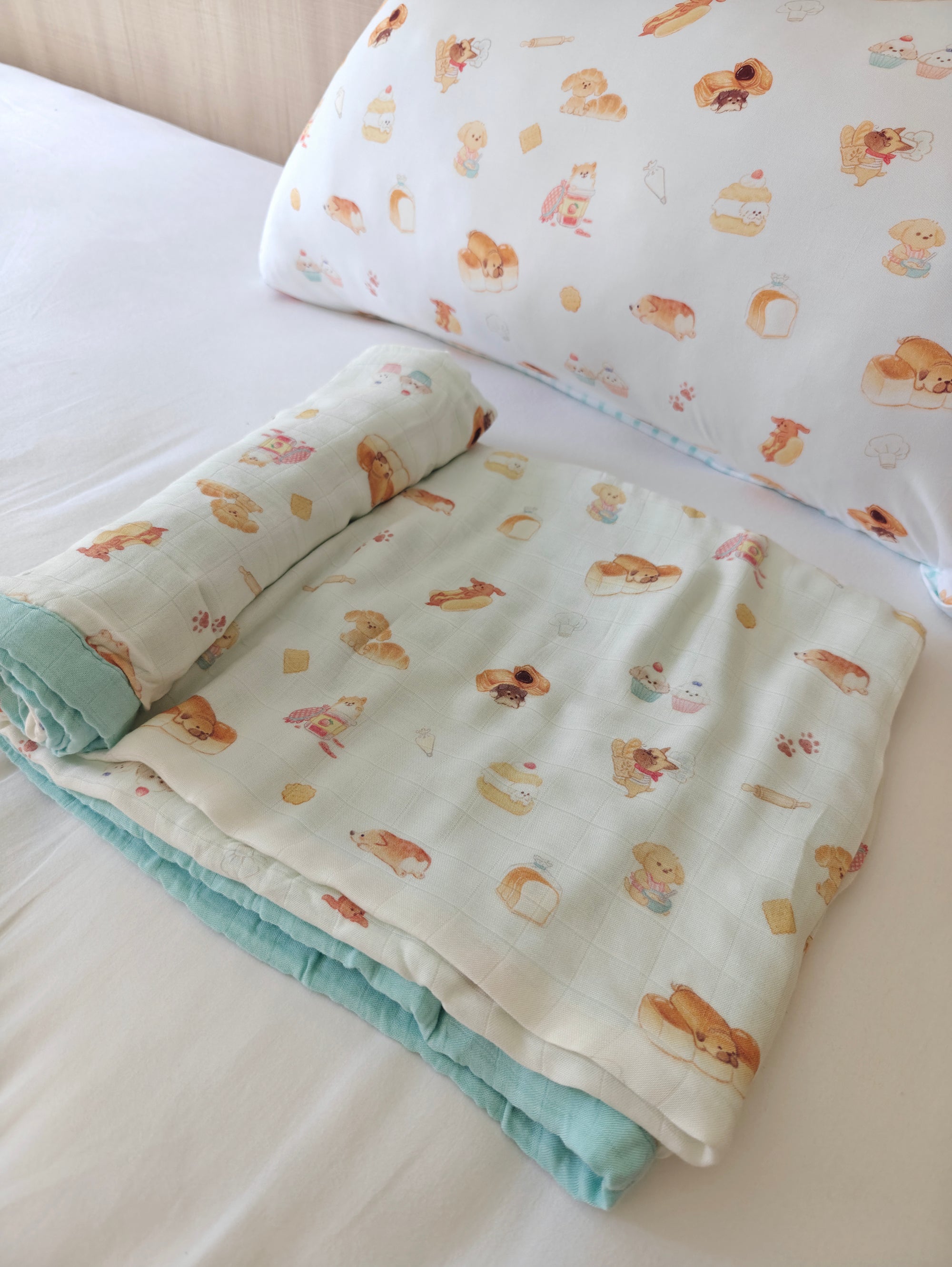 *PRE-ORDER* Bamboo Blanket - PAWtesserie
