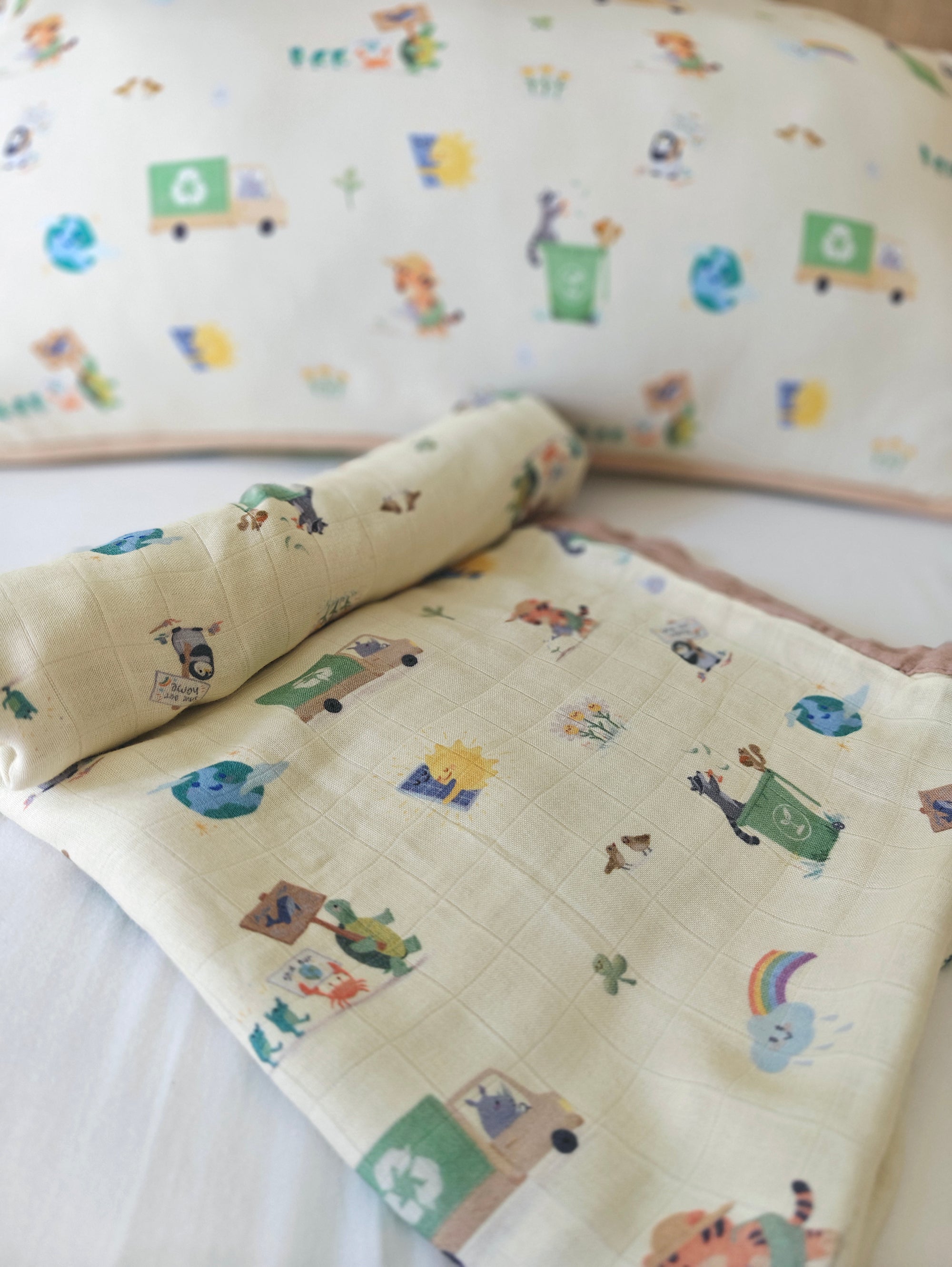 *PRE-ORDER* Save Our Planet Gift Set (BLANKET)