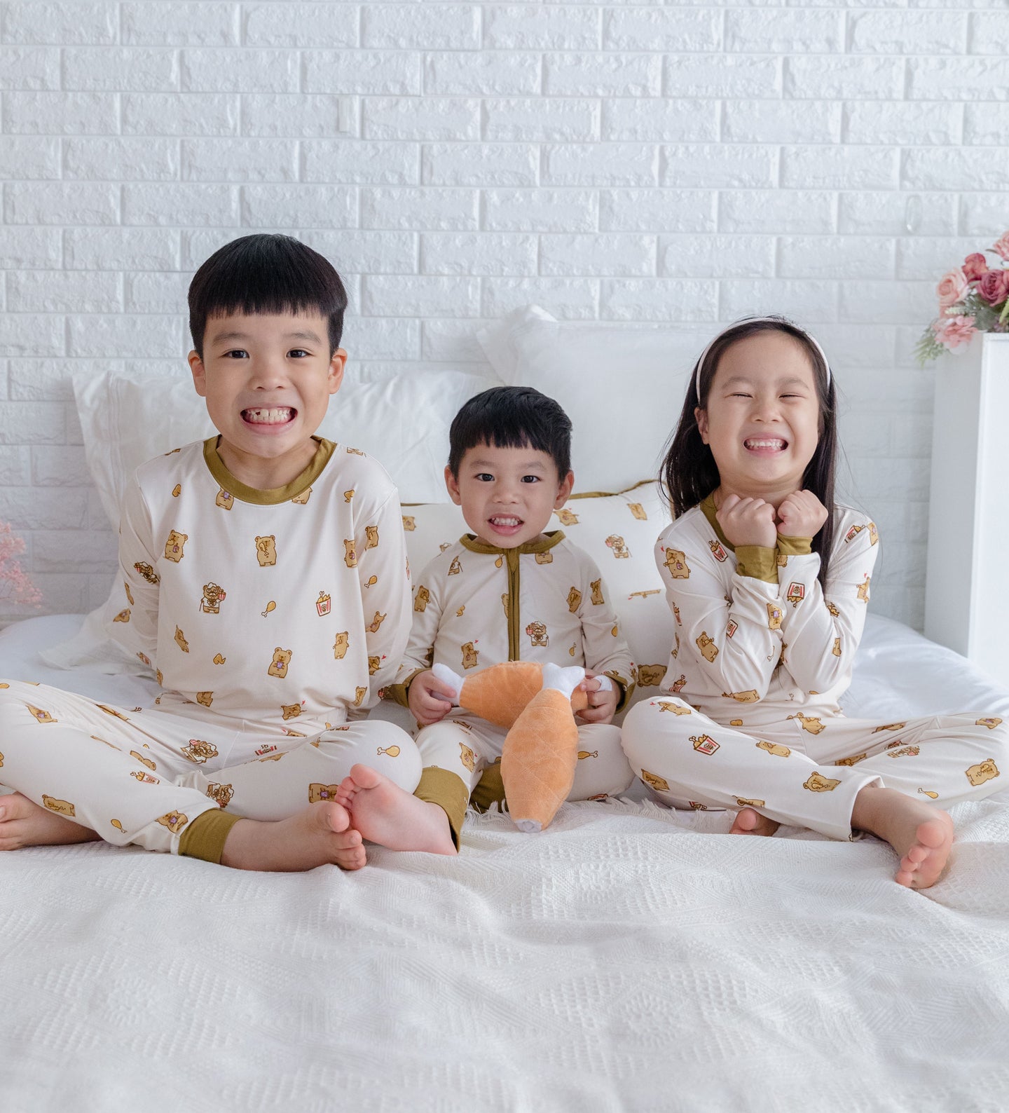 Kids Pyjamas set - Krispy Fried Chicken