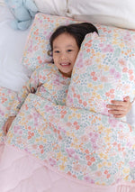 Load image into Gallery viewer, Bamboo Quilt Blanket - Foliage
