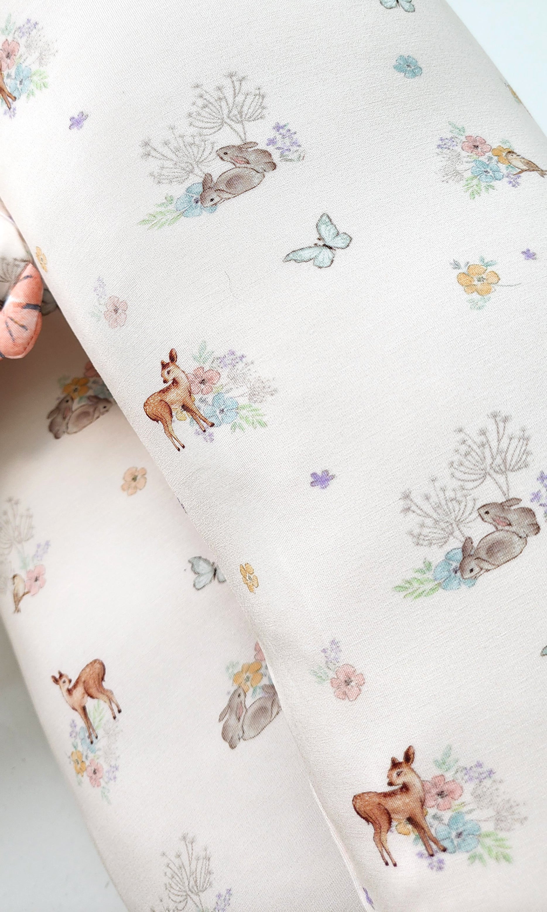 (Casing) Lovey - Meadow